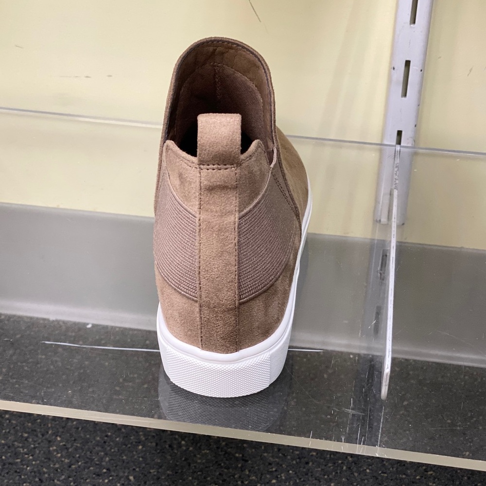 Warm taupe Hidden wedge suede slip on sneaker - Picture 5 of 5